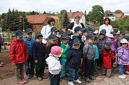 Herreder Kindergarten überbringt ein Ständchen (Foto: Ilona Bergmann, Pressestelle Stadt Nordhausen)