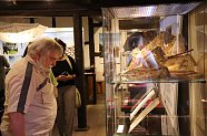 Museum Tabakspeicher: Neue Sonderausstellung „Zwischen Himmel und Erde  Der Regenschirm“ (Foto: )