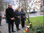 Gedenken der Opfer der antijüdischen Pogromnacht vor 61 Jahren (Foto: Ilona Bergmann)