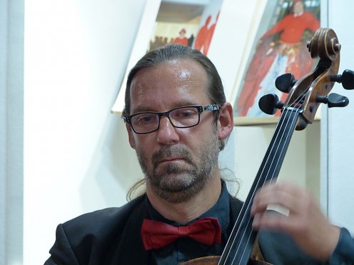Andreas Weicher war schon des Öfteren mit seinem Cello im Kunsthaus zu Gast (Foto: Susanne Hinsching)