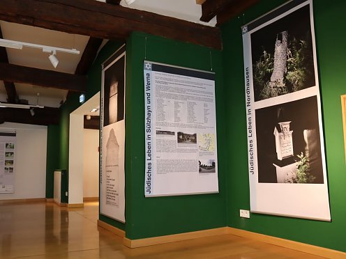 Führungen Kabinettausstellung zur Ausstellung „Steinerne Zeugnisse  Jüdische Friedhöfe“ (Foto: Stadtverwaltung Nordhausen)