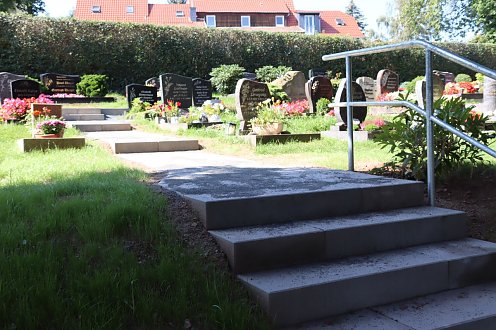 Bild: Petersdorfer Friedhof