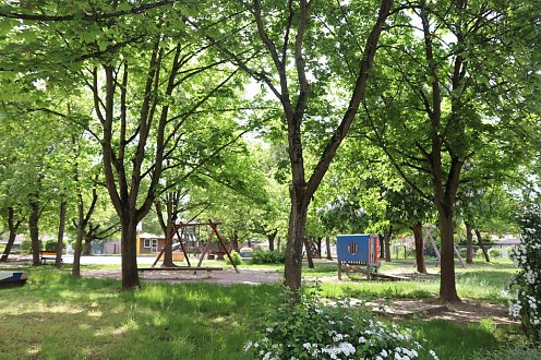 Montessori Kinderhaus Außenbereich (Foto: SG 41.2)