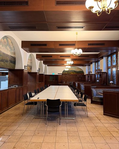 Bild: Ratskeller als Sitzungszimmer f&uuml;r Aussch&uuml;sse 