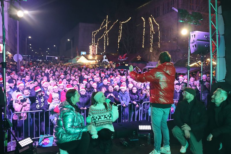 Gro&szlig;e MDR JUMP Weihnachtsmarkttour 2025