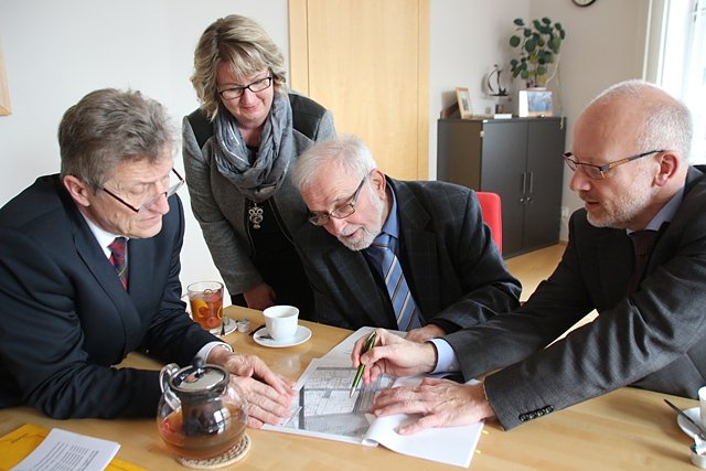 Arbeitsgespräch: v.l.n.r.: Zeh, Tolle, Renneke, Ecker (Foto: Ilona Bergmann, Pressestelle Stadt Nordhausen)