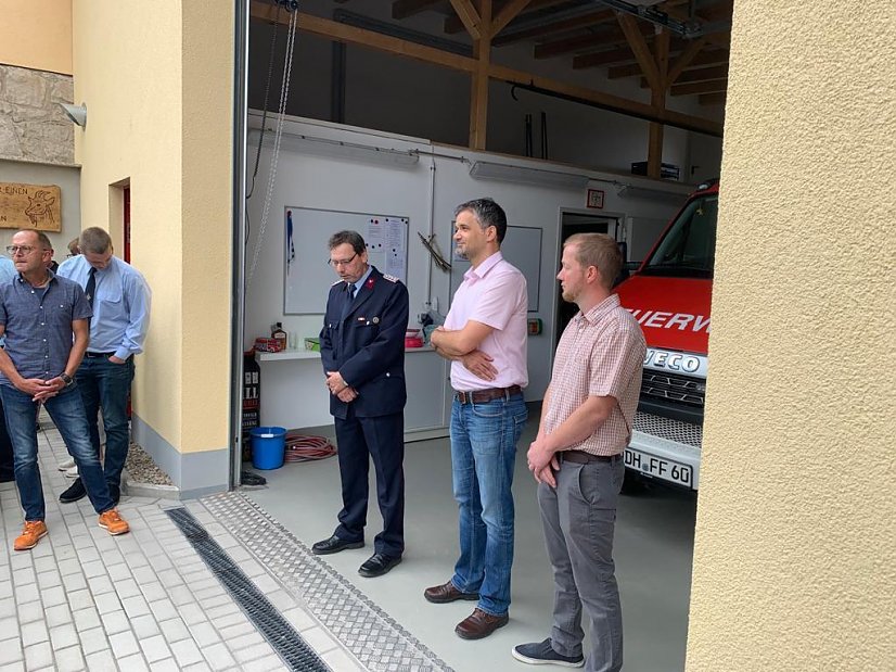 Neues Gerätehaus an die Feuerwehr Herreden übergeben (Foto: )