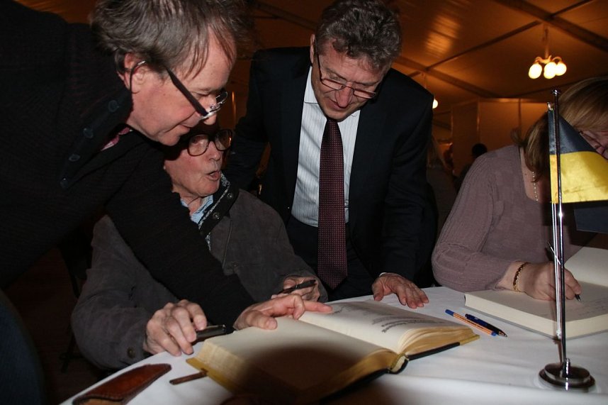 Festempfang f&uuml;r die &Uuml;berlebenden